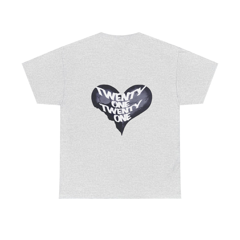 Unisex Heavy Cotton Tee - „Heart Design“