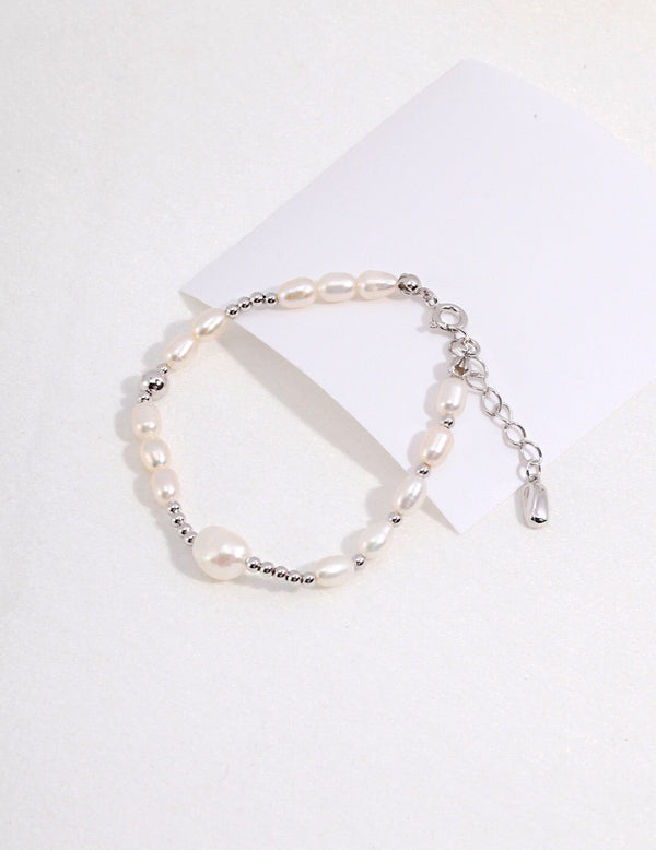 Simple Elegant Pearl Bracelet